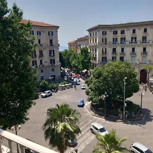 La Casa Di Elvira Nápoles