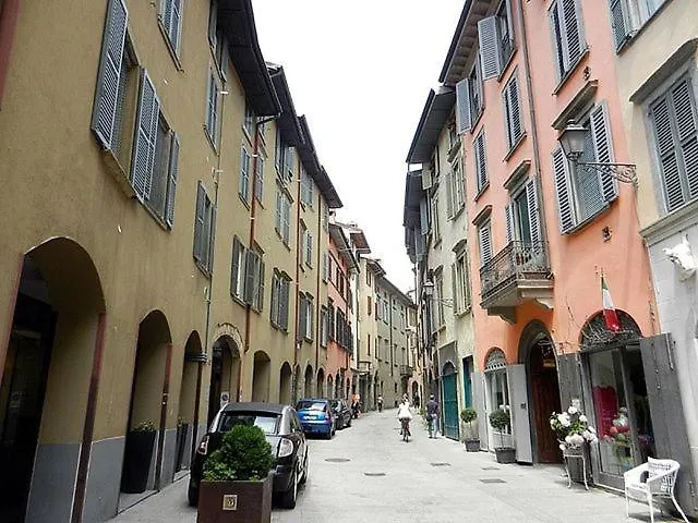 P&P Borgo Apartment Bérgamo